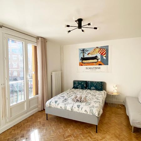 Paris: Agreable Chambre D'Un Grand Artiste Apartment Exterior photo
